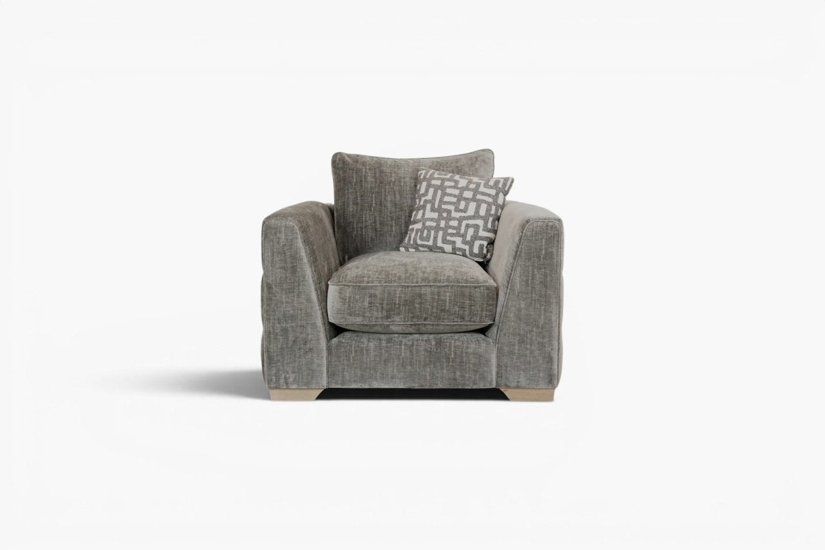 Magnifico Armchair, Zelda Shadow