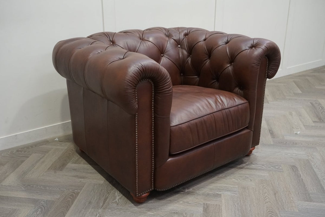 Abraham Club Leather Armchair, Vintage Whiskey