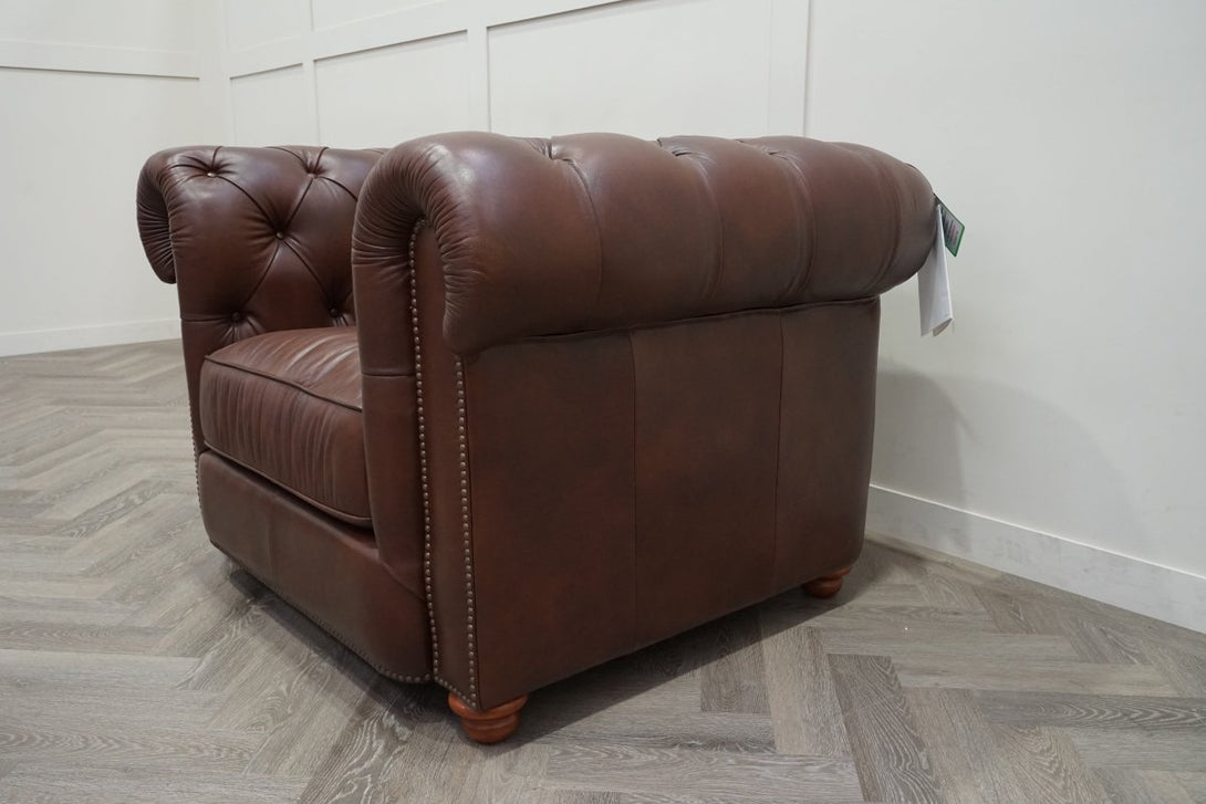 Abraham Club Leather Armchair, Vintage Whiskey