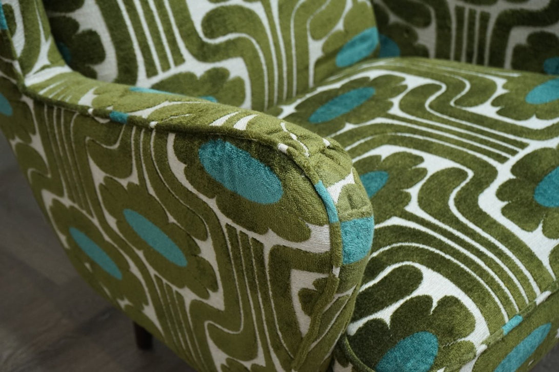 Alma Accent Chair, Climbing Daisy Daisy Tidepool