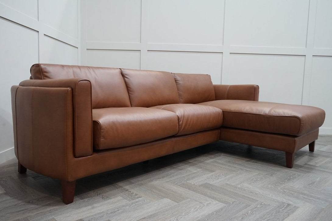 At The Helm Pacer RHF Leather Chaise Sofa, Nutmeg