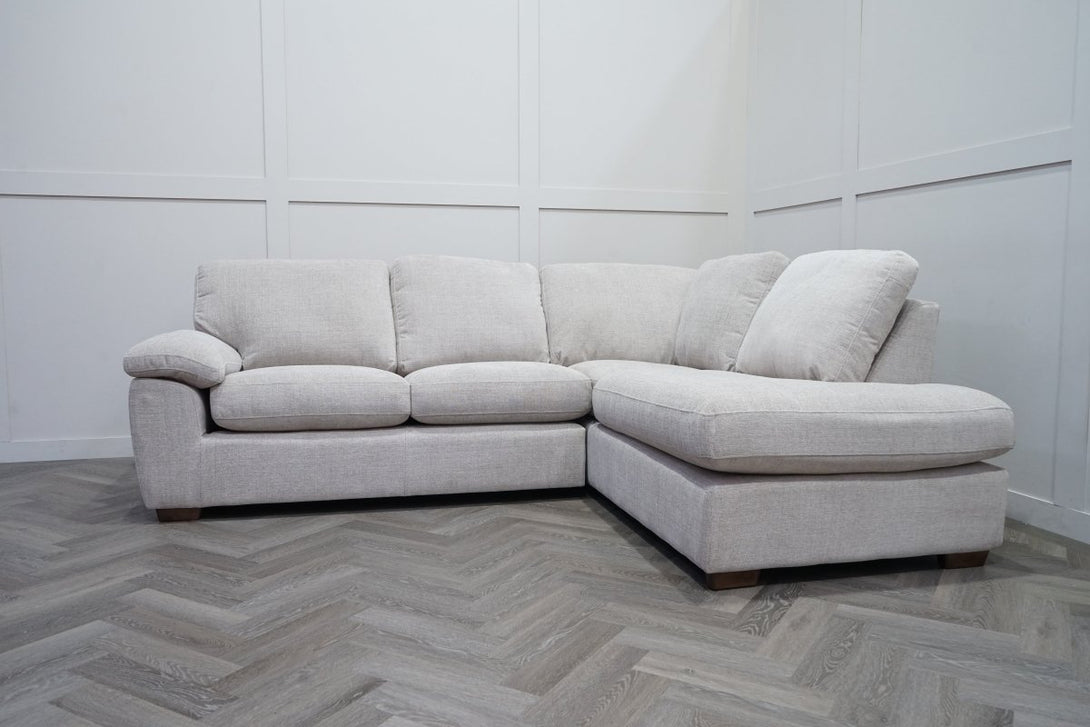 Camden RHF Corner End Chaise, Chunky Chenille Natural