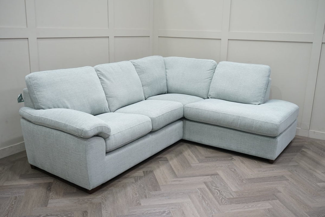 Camden RHF Corner End Chaise, Chunky Chenille Seagrass