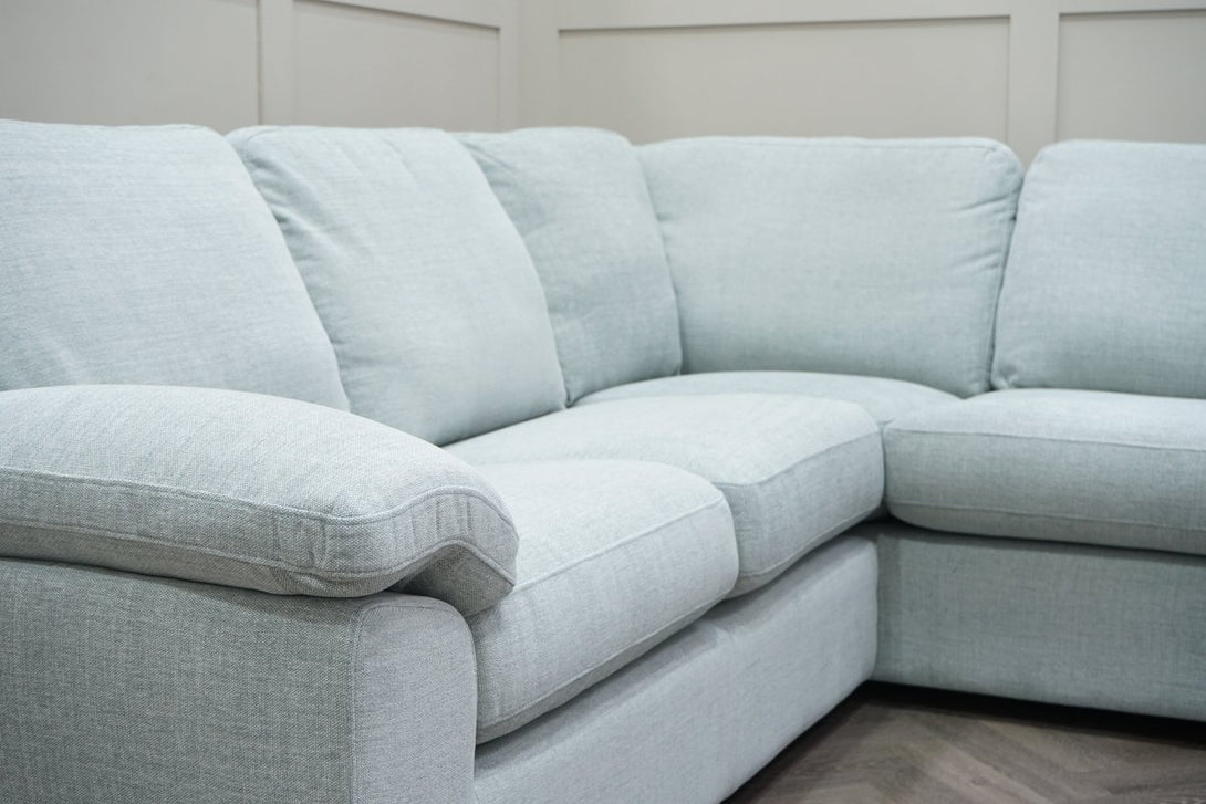 Camden RHF Corner End Chaise, Chunky Chenille Seagrass