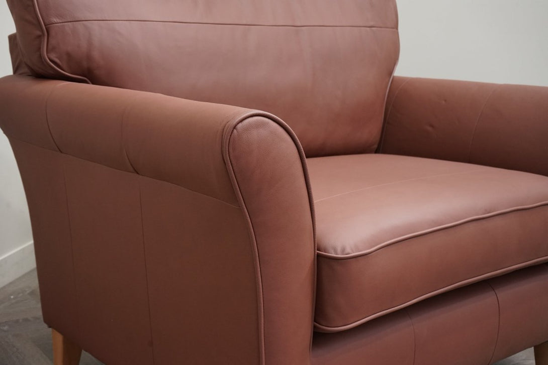 Charlotte II Leather Snuggler, Matt Chestnut
