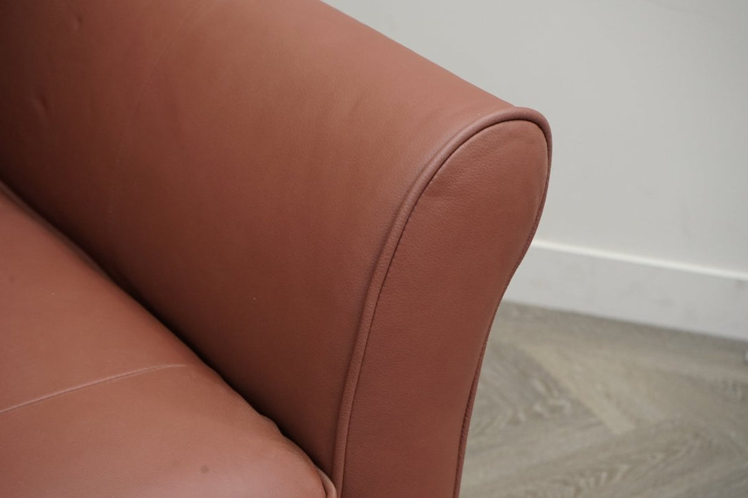 Charlotte II Leather Snuggler, Matt Chestnut