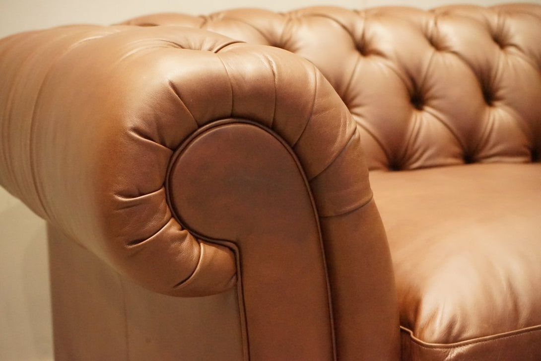 Cromwell Chesterfield Large 3 Seater Leather Sofa, Premium Cocoa