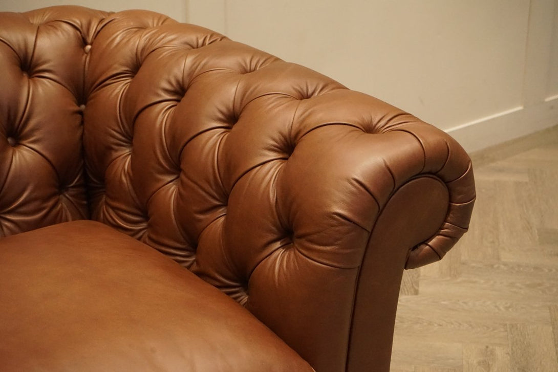 Cromwell Chesterfield Large 3 Seater Leather Sofa, Premium Cocoa