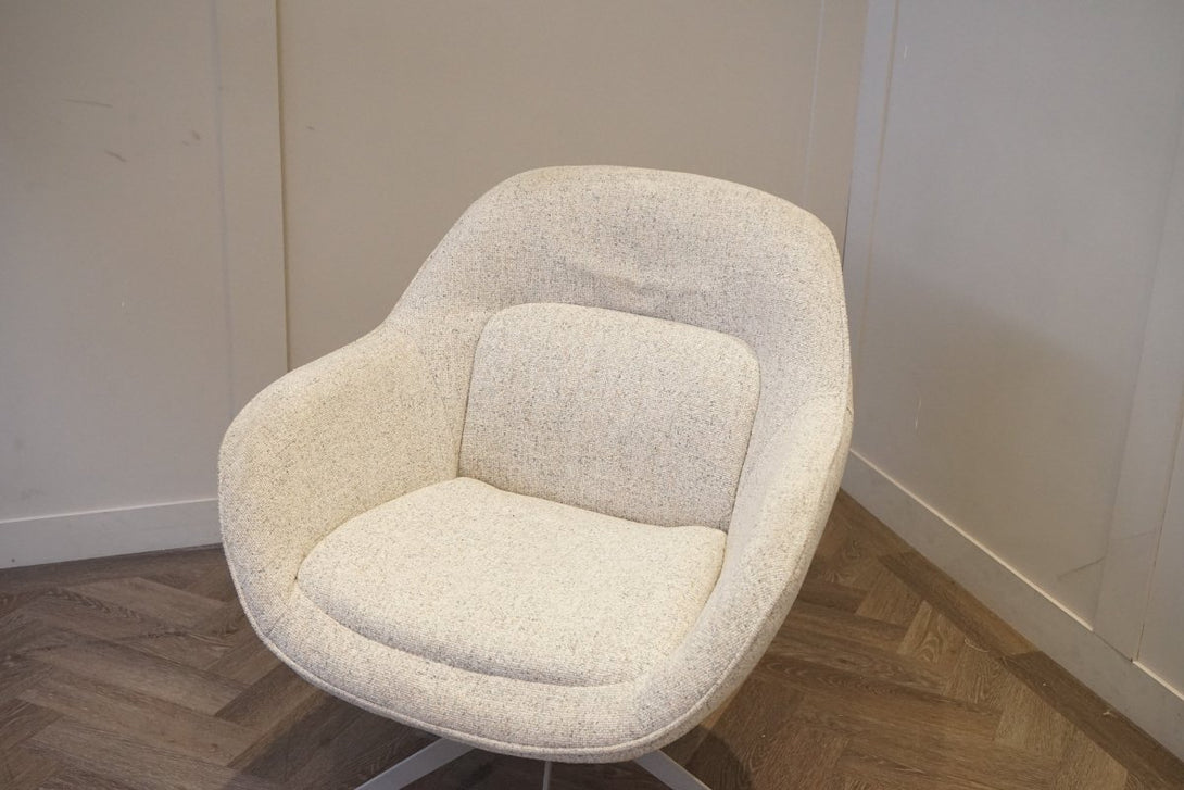 Lynn Swivel Chair, Natural Fleck Weave