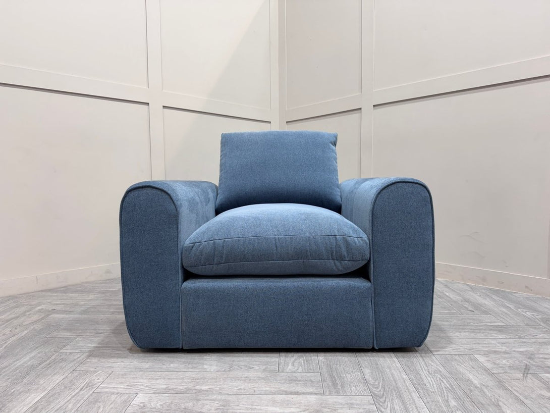 Maine Large Armchair, Nantes Blue