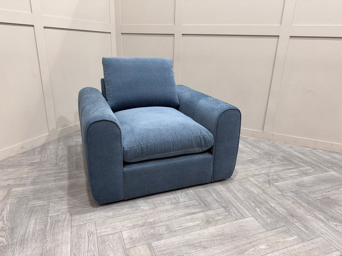 Maine Large Armchair, Nantes Blue