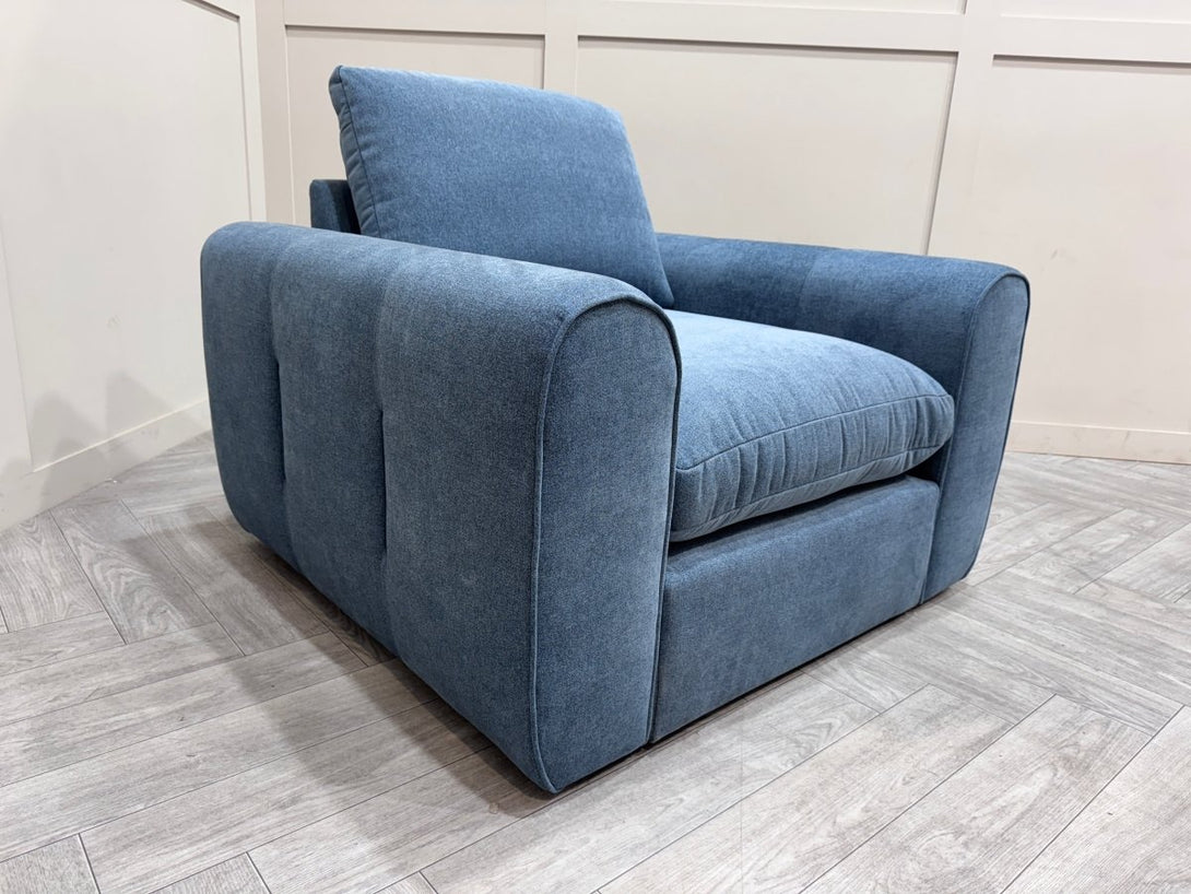 Maine Large Armchair, Nantes Blue