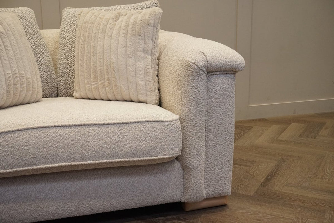 Regency Snuggle Chair, Soft Bouclé Natural