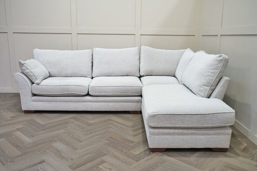 Sadler RHF Corner Sofa, Padstow Sand