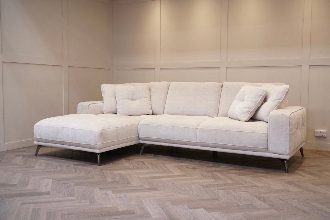 The Cloudstream LHF Corner Chaise, Cotton Cloud